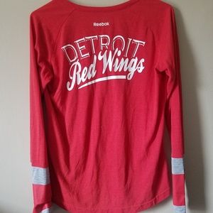 Size Large Womens Reebok Redwings Long Sleeve